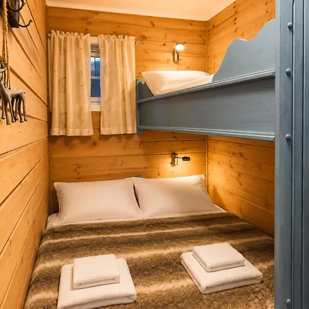 Fully Equipped Ski-in Ski-out At Kikut, *